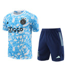 Training short Ajax